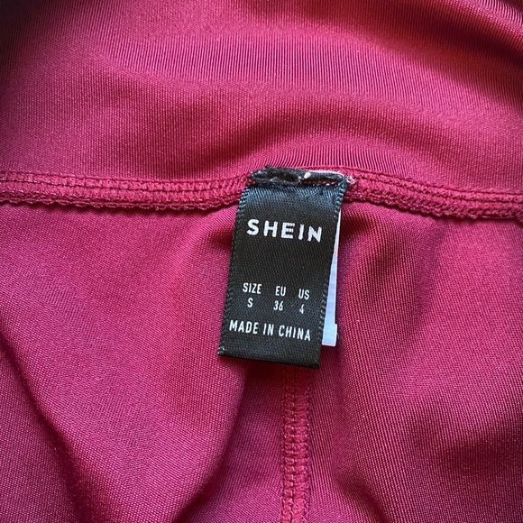 SHEIN burgundy workout leggings with sheer cutouts Size S - Picture 4 of 7